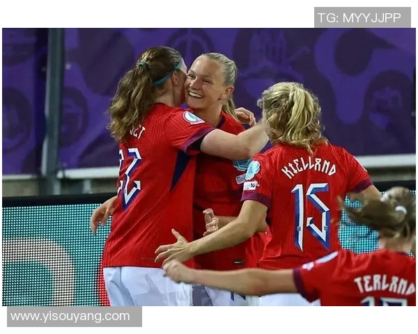 挪威女足与英格兰女足激战正酣谁将晋级下一轮赛事较量